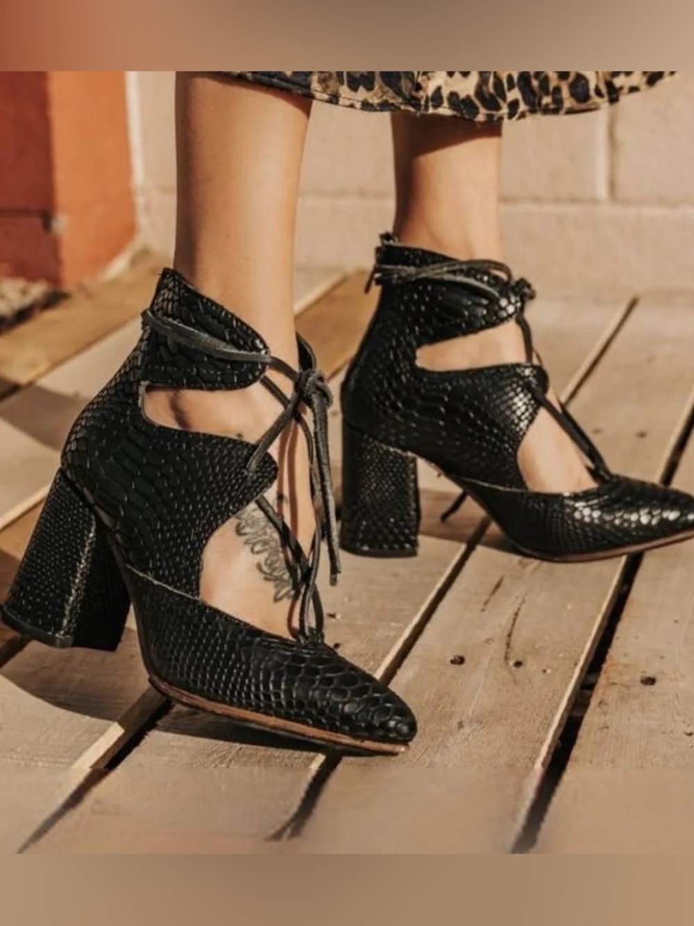 Freebird Joyce Black Lace-Up Shoes - Picture 3 of 14